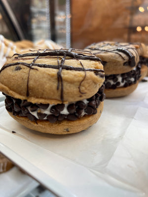 COOKIE SANDWICH